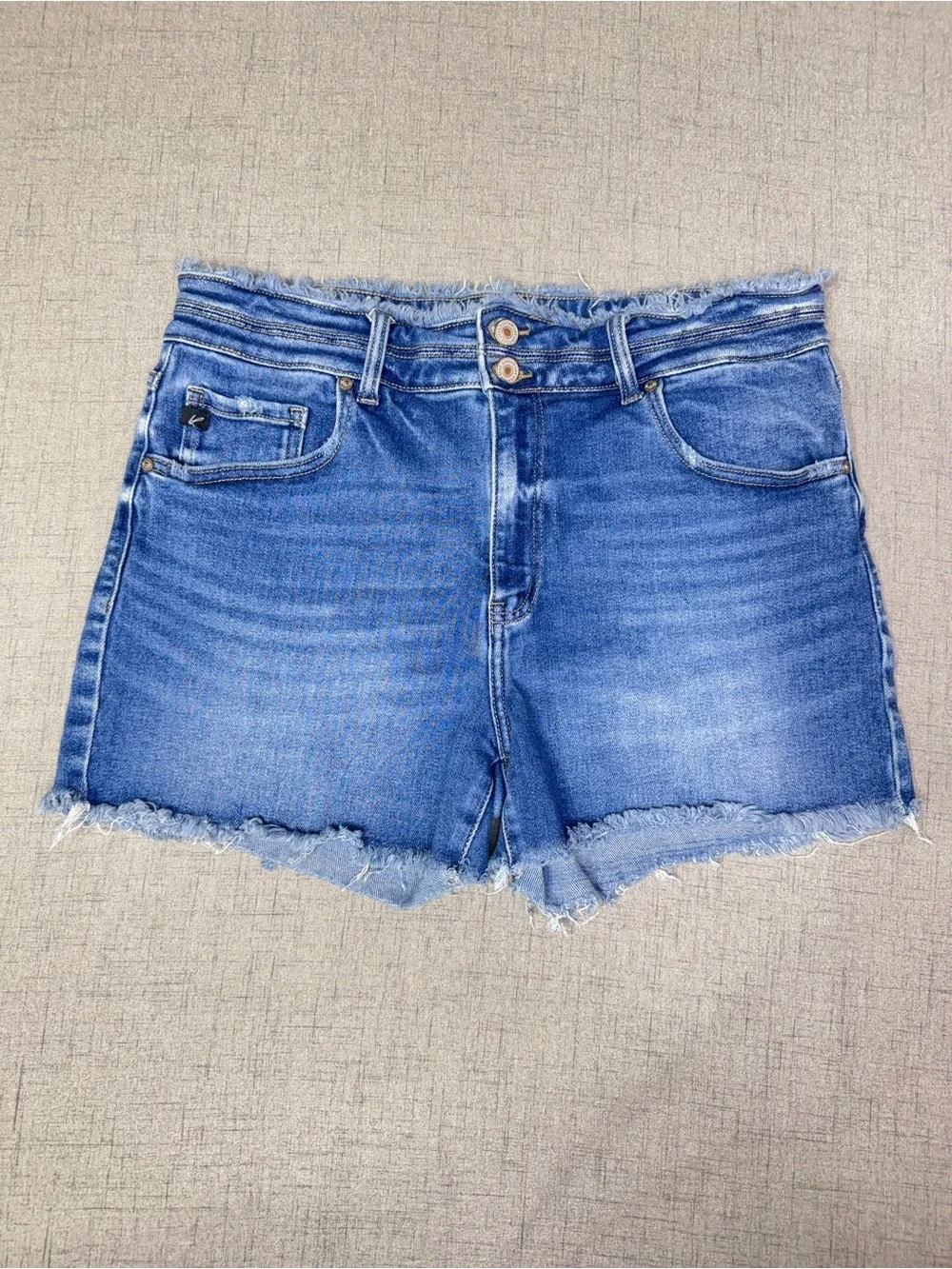 KanCan High Rise Frayed Distressed Double Button 3.5” Denim Jean Shorts Size 31